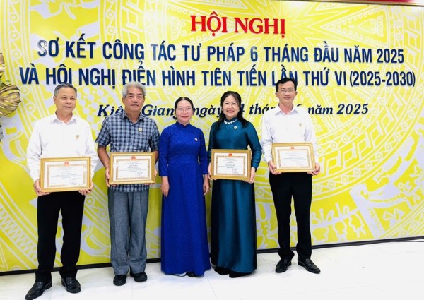 Kiên Giang: Sơ kết công tác tư pháp 6 tháng đầu năm 2025 và Hội nghị điển hình tiên tiến lần thứ VI